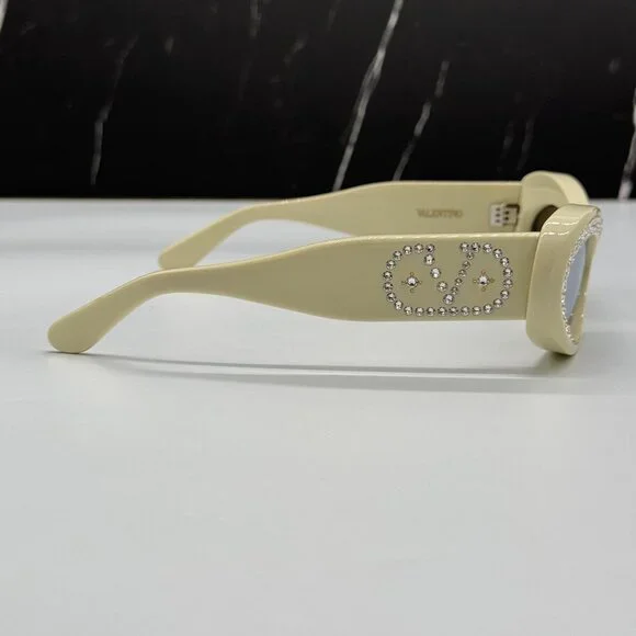 NEW VALENTINO VLS-178E IVORY WITH CRYSTAL SILVER OVAL  display picture 1